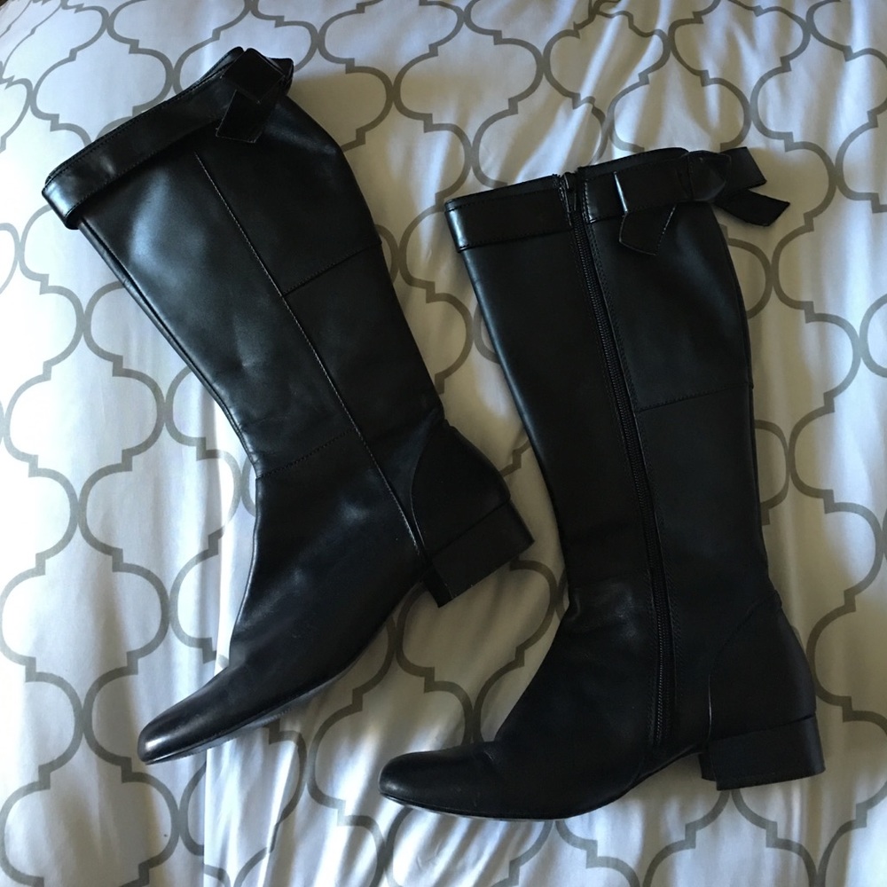 Vera Wang Black Leather Boots
